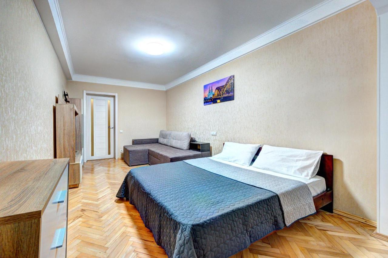 Apartments near Ocean Plaza Druzhby Narodov Boulevard 8a Kiev Exterior foto