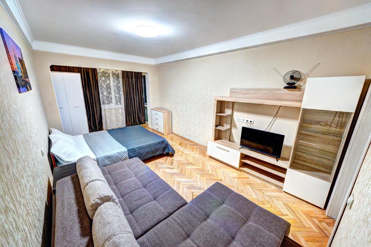 Apartments near Ocean Plaza Druzhby Narodov Boulevard 8a Kiev Exterior foto